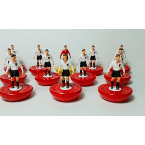 Subbuteo Andrew Table Soccer Austria 1934 World Cup Team on Hasbro Bases